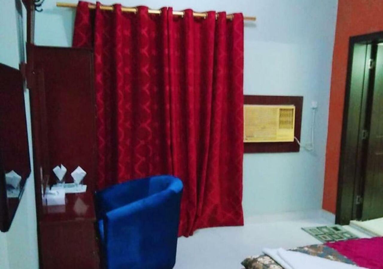 Al Sabkha Hotel ドバイ エクステリア 写真